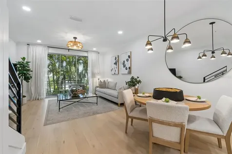 320 Island Way Clearwater FL 33767