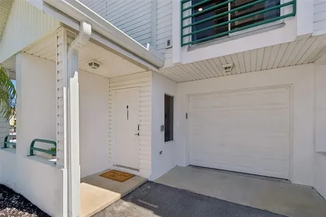 320 Island Way Clearwater FL 33767
