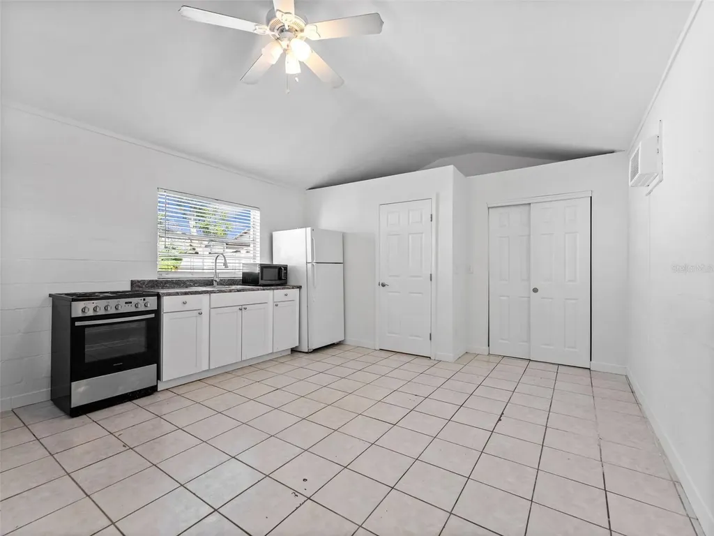 2903 W Ivy Street Tampa FL 33607