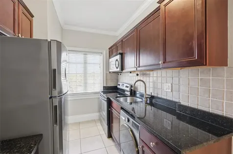2117 W Dekle Avenue Tampa FL 33606