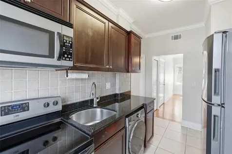 2117 W Dekle Avenue Tampa FL 33606