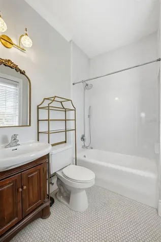 2117 W Dekle Avenue Tampa FL 33606