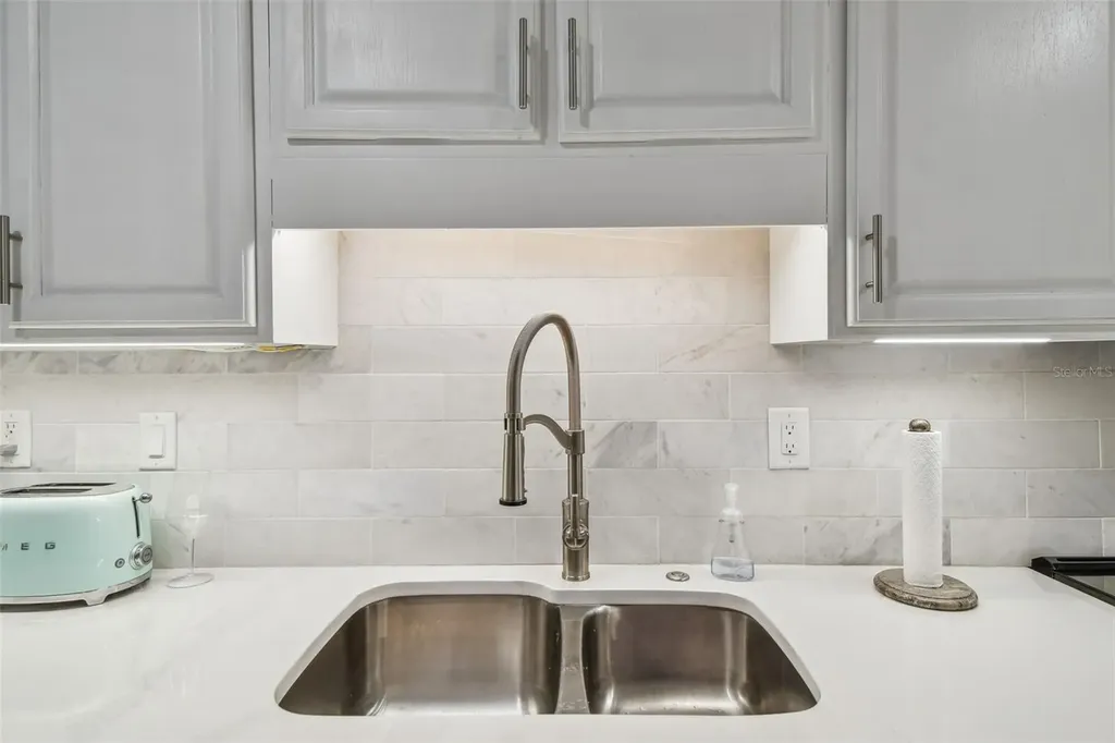 3505 Tarpon Woods Boulevard Palm Harbor FL 34685