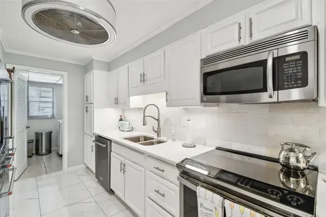 3505 Tarpon Woods Boulevard Palm Harbor FL 34685