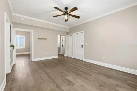 2117 W Dekle Avenue Tampa FL 33606