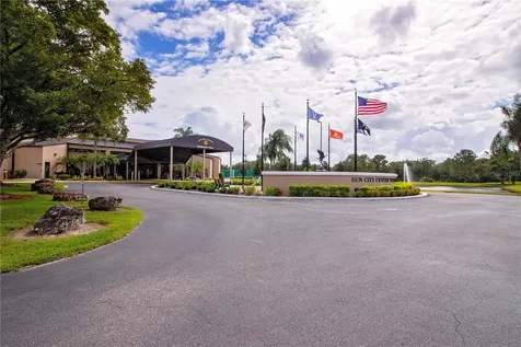 1904 Bosky Court Sun City Center FL 33573