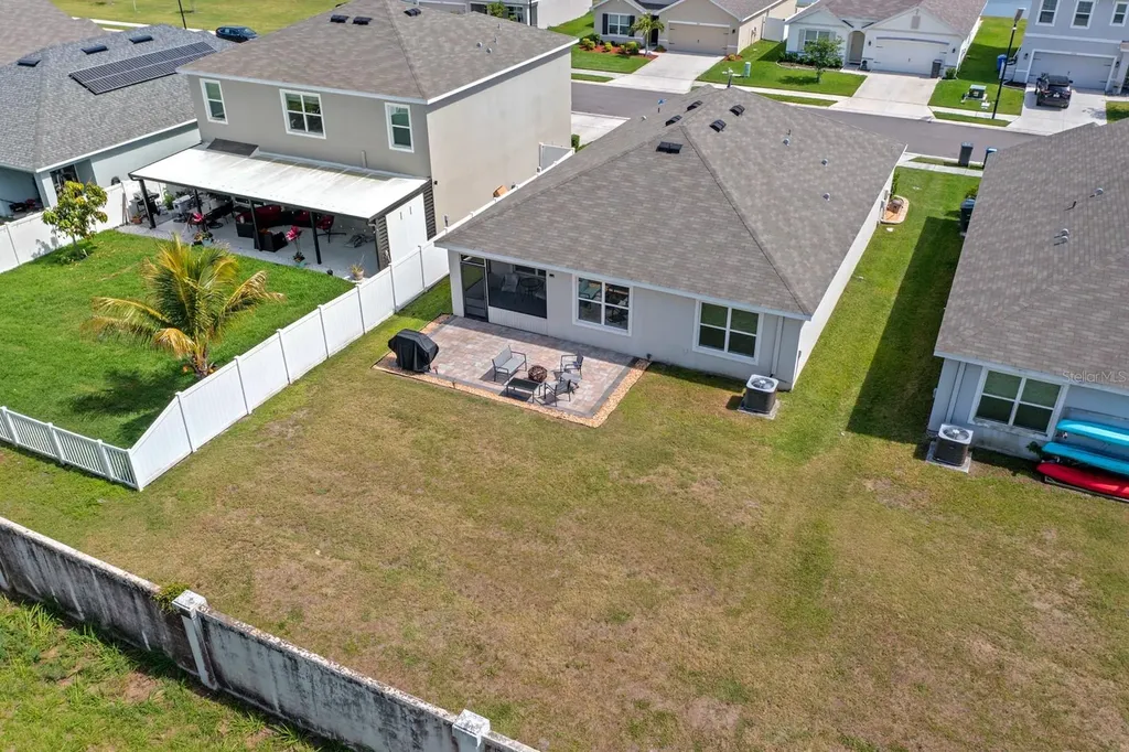 2411 Mizner Bay Avenue Bradenton FL 34208