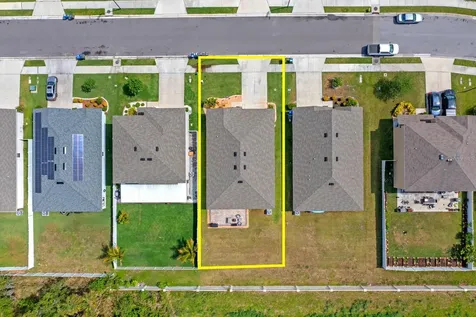 2411 Mizner Bay Avenue Bradenton FL 34208