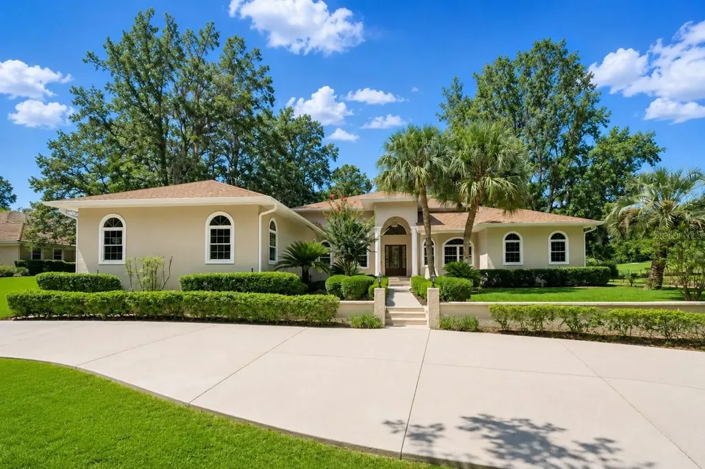 6943 SE 12th Circle Ocala FL 34480