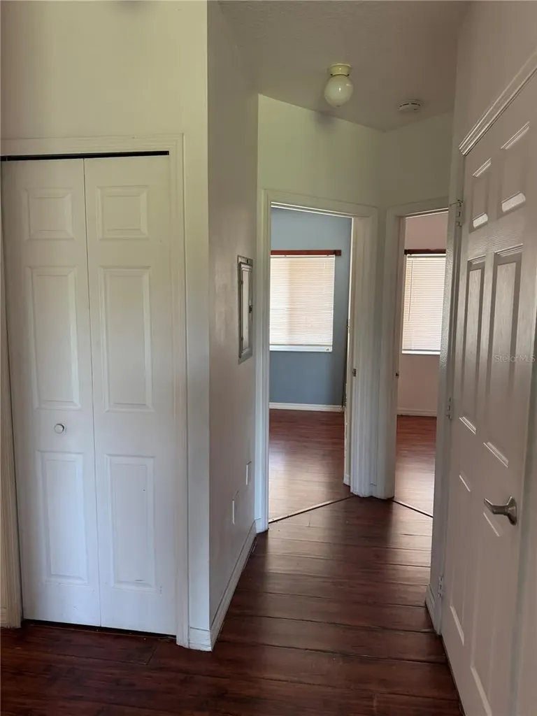 495 Las Cortes Lane Orlando FL 32824