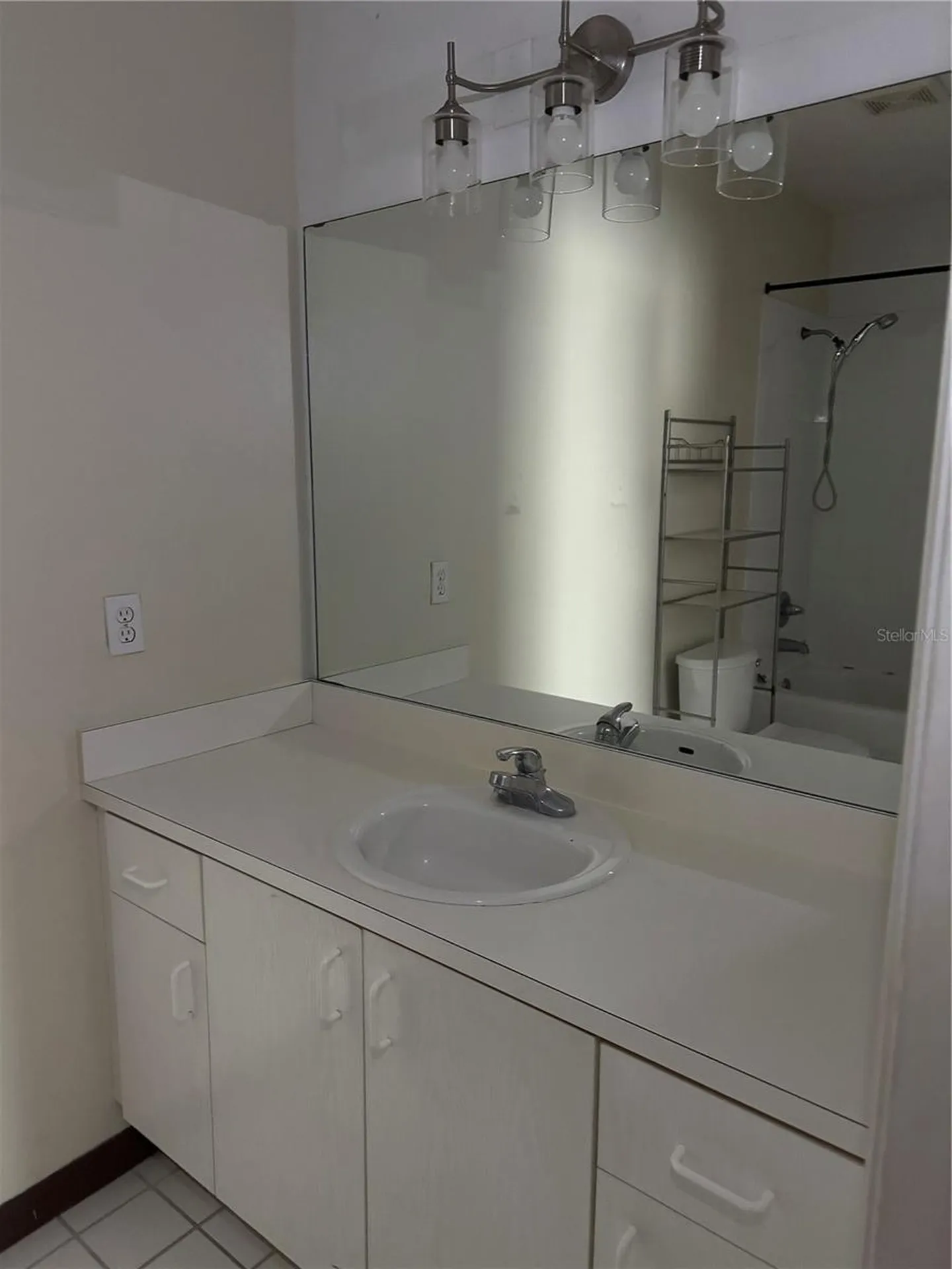 495 Las Cortes Lane Orlando FL 32824