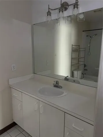 495 Las Cortes Lane Orlando FL 32824