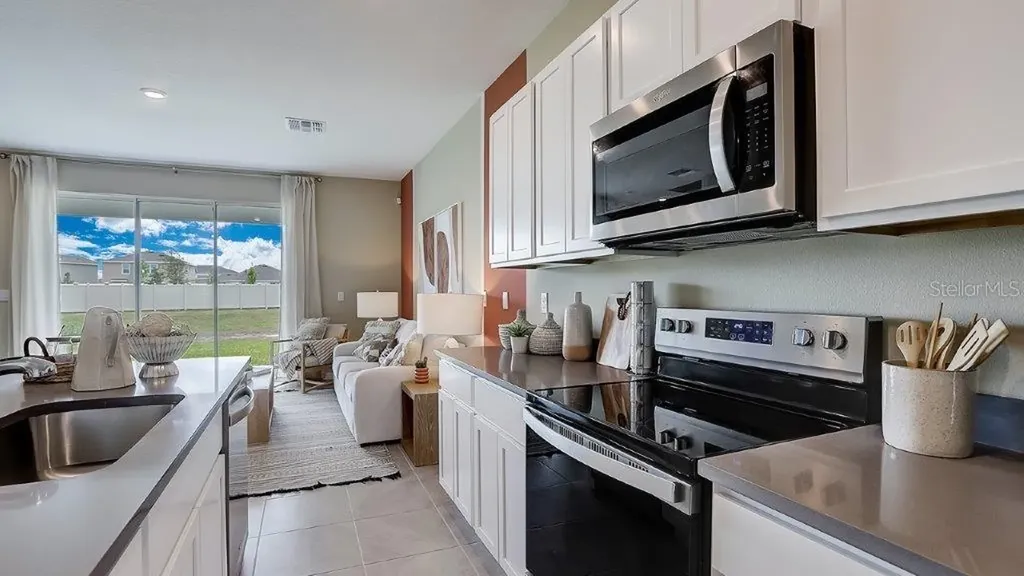 32559 Midsummer Night Lane Wesley Chapel FL 33543