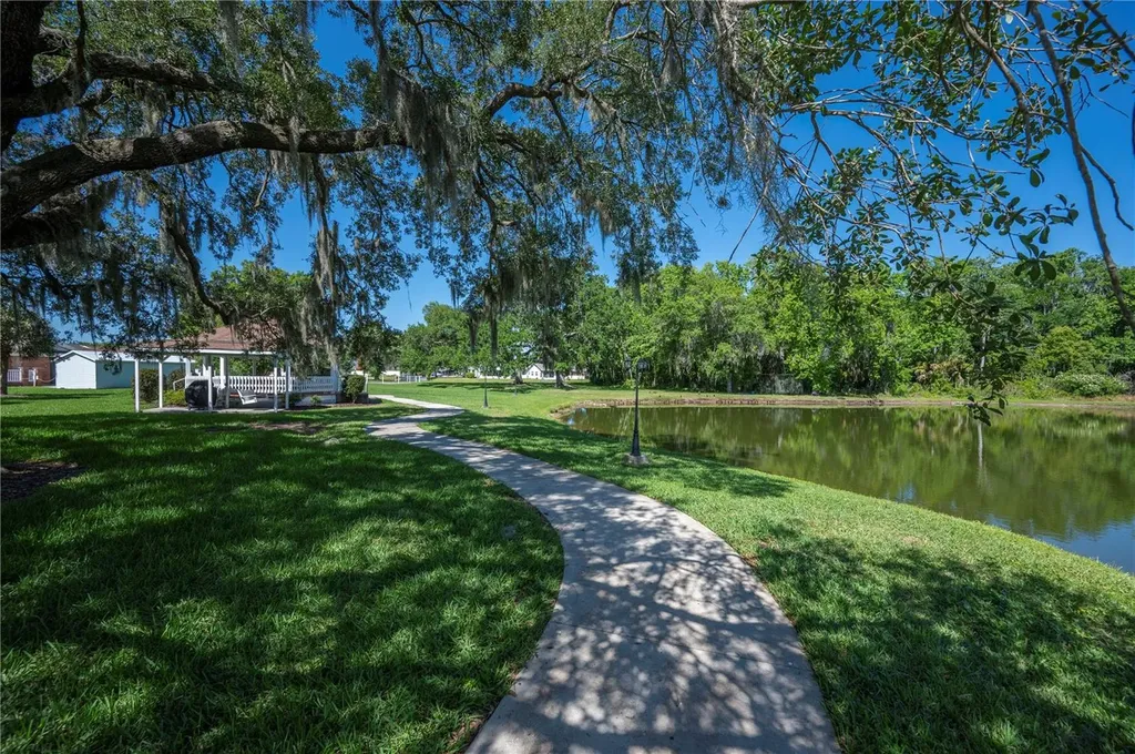 4934 Pleasant Hollow Trail Lakeland FL 33811