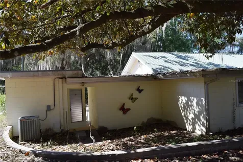 121 Aweema Way Melrose FL 32666