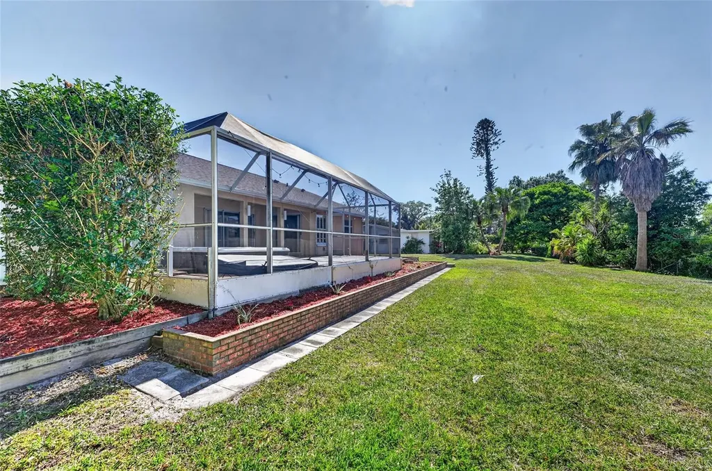 6535 Canary Street Sarasota FL 34241