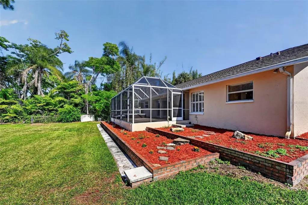 6535 Canary Street Sarasota FL 34241