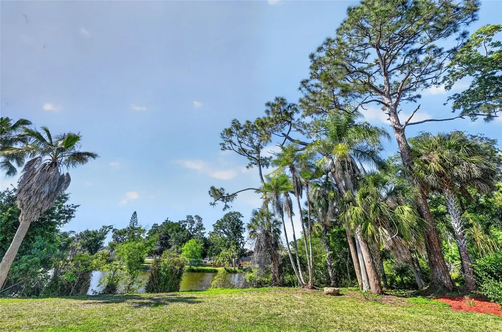 6535 Canary Street Sarasota FL 34241