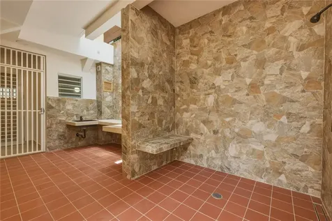 16 Pacific Place Street San Juan PR 00911