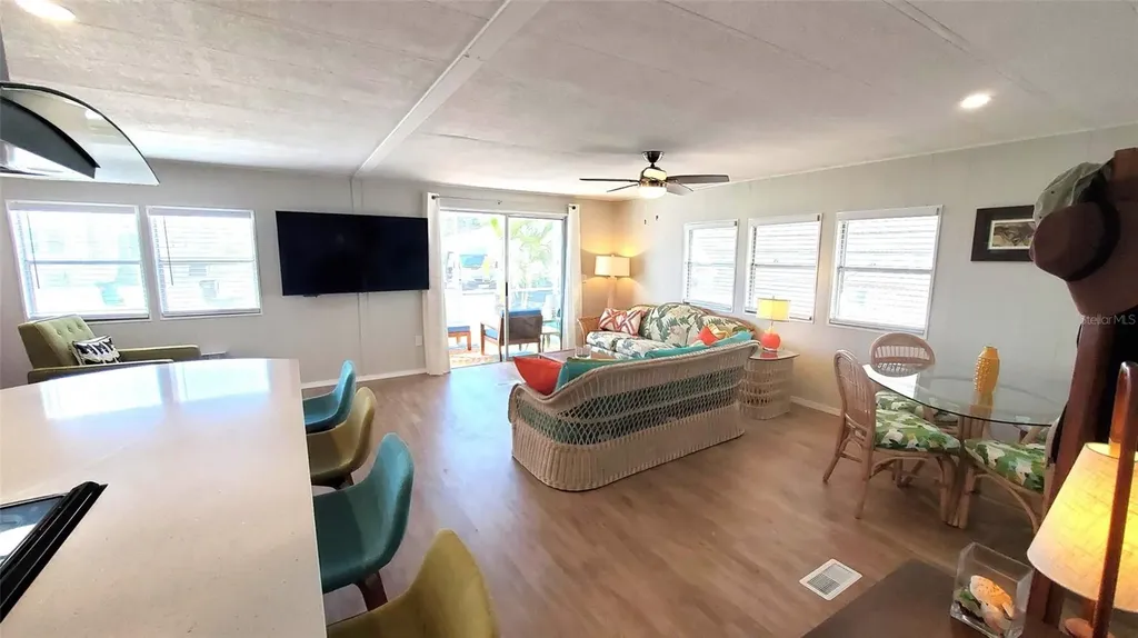 712 Carefree Venice FL 34285