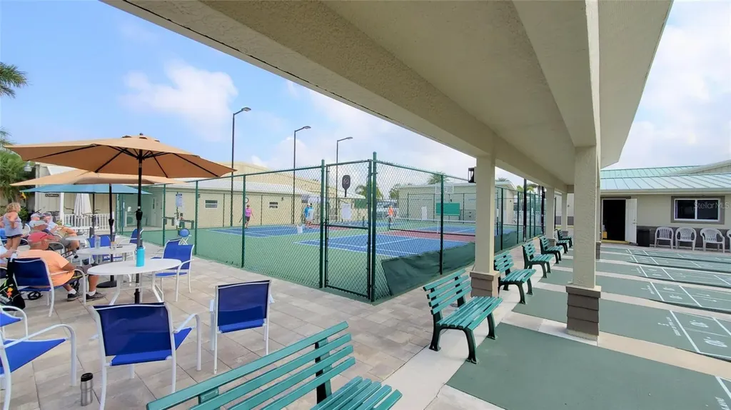 712 Carefree Venice FL 34285