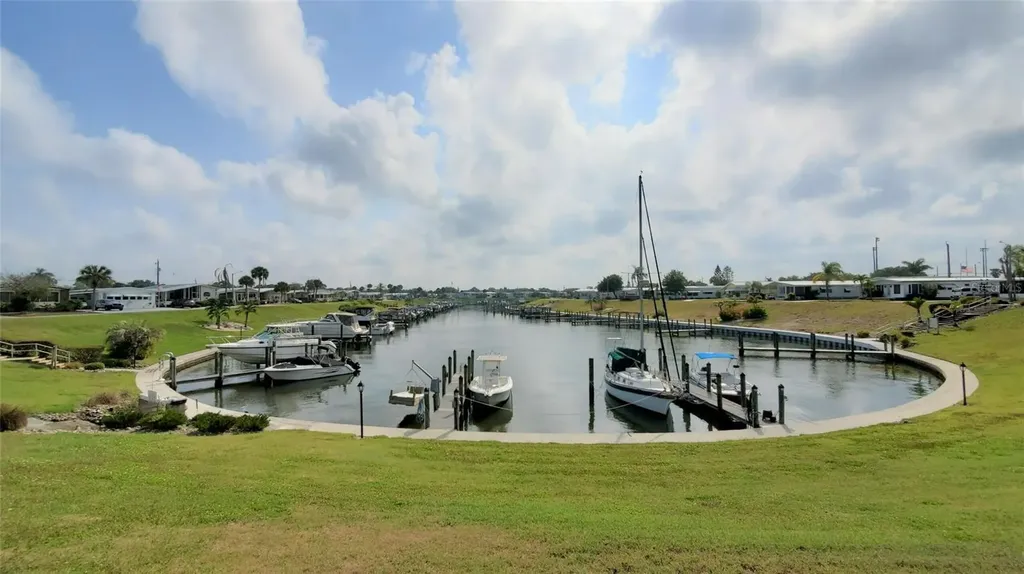 712 Carefree Venice FL 34285