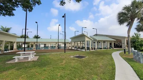 712 Carefree Venice FL 34285