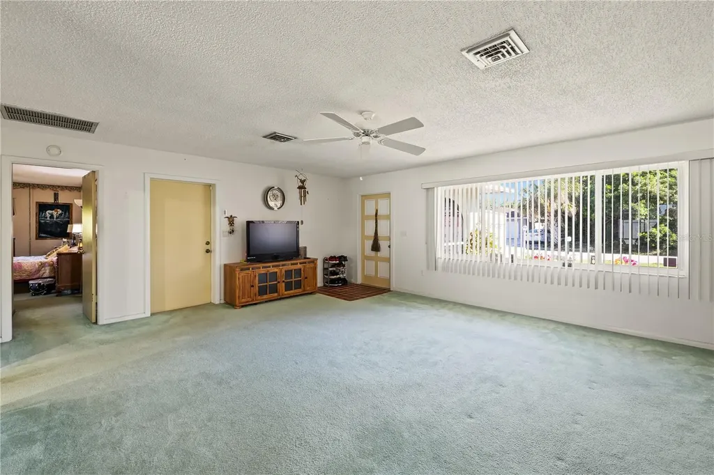 22158 Riverhead Avenue Port Charlotte FL 33952