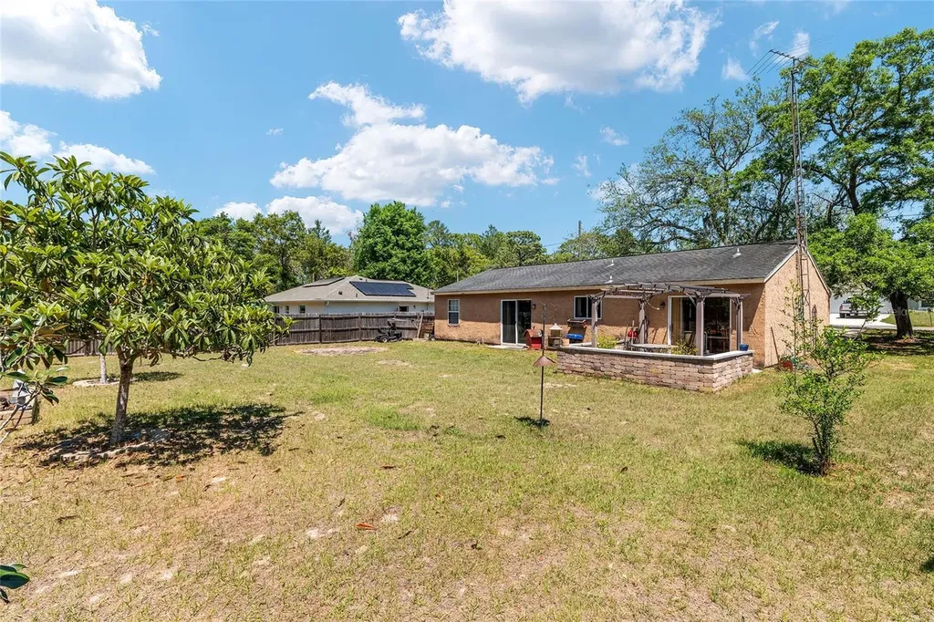 18 Olive Circle Ocala FL 34472