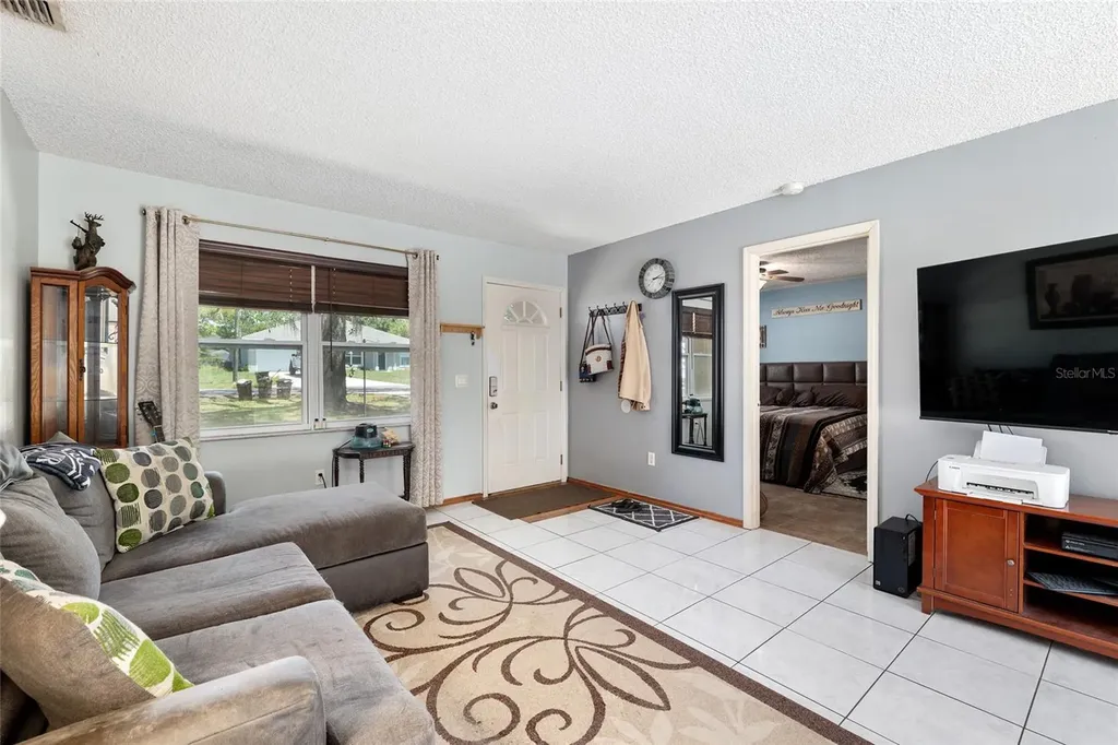 18 Olive Circle Ocala FL 34472