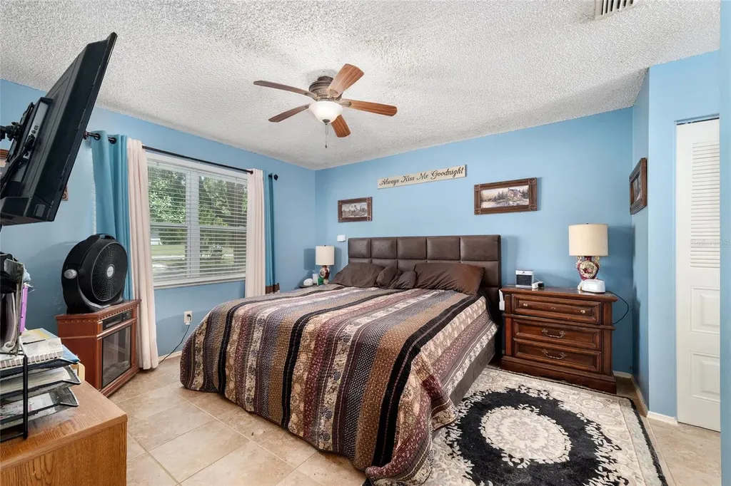 18 Olive Circle Ocala FL 34472