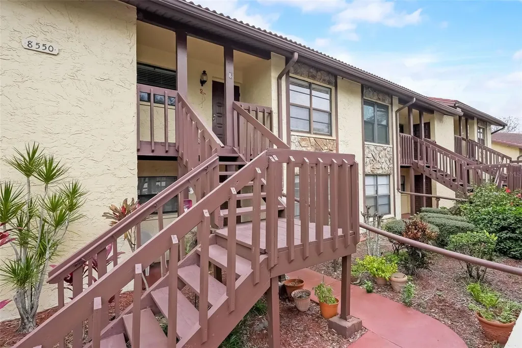 8550 Shadblow Court Port Richey FL 34668