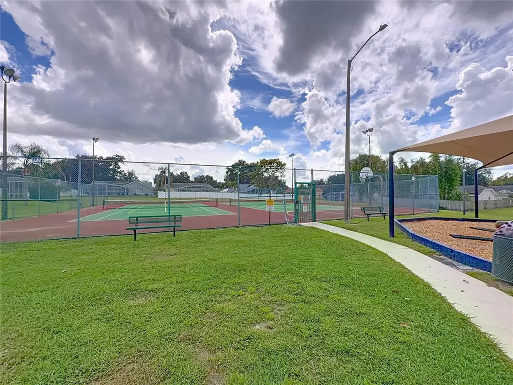 566 Montana Avenue Davenport FL 33897