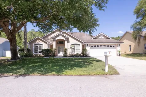 566 Montana Avenue Davenport FL 33897