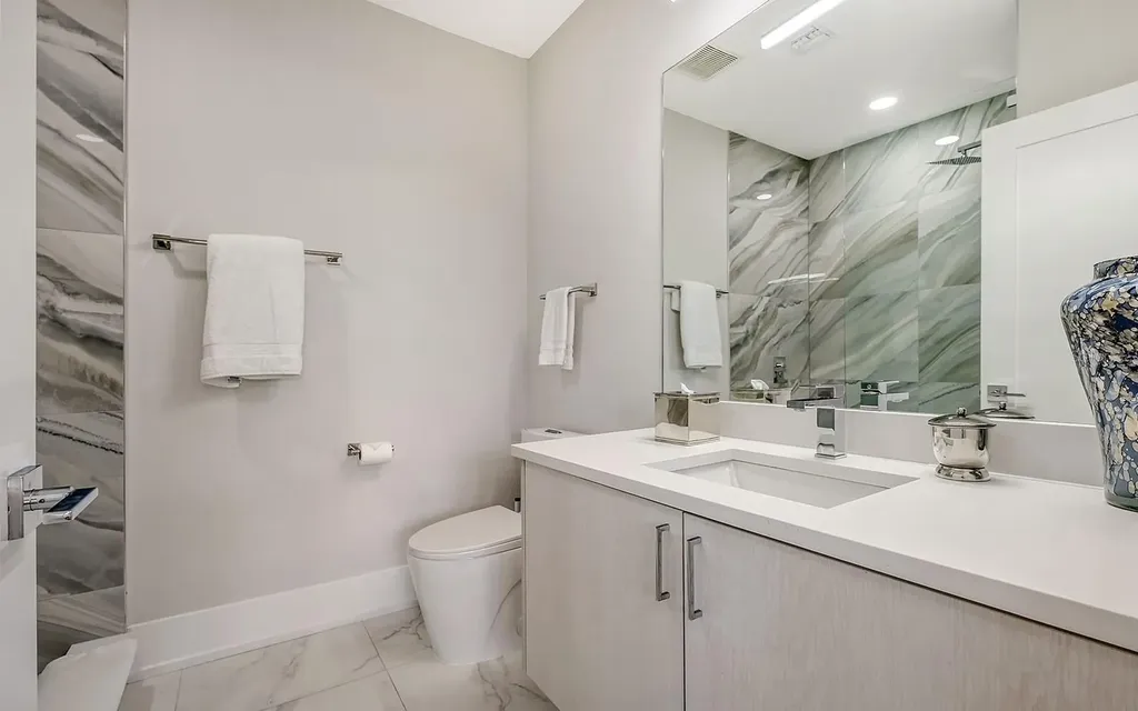 62 Audubon Place Sarasota FL 34237