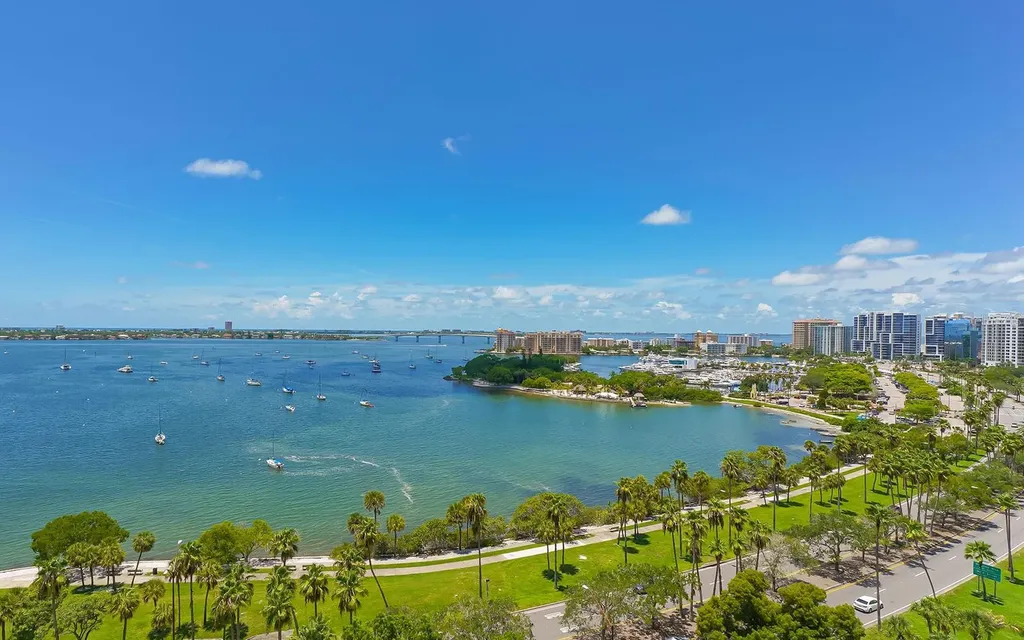 62 Audubon Place Sarasota FL 34237