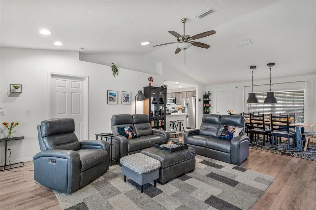 276 N Cunningham Avenue Inverness FL 34453