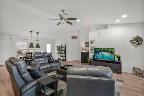 276 N Cunningham Avenue Inverness FL 34453