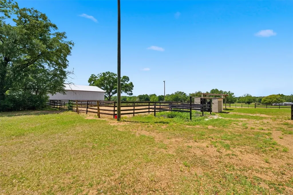 8606 Boyt Road Zephyrhills FL 33540