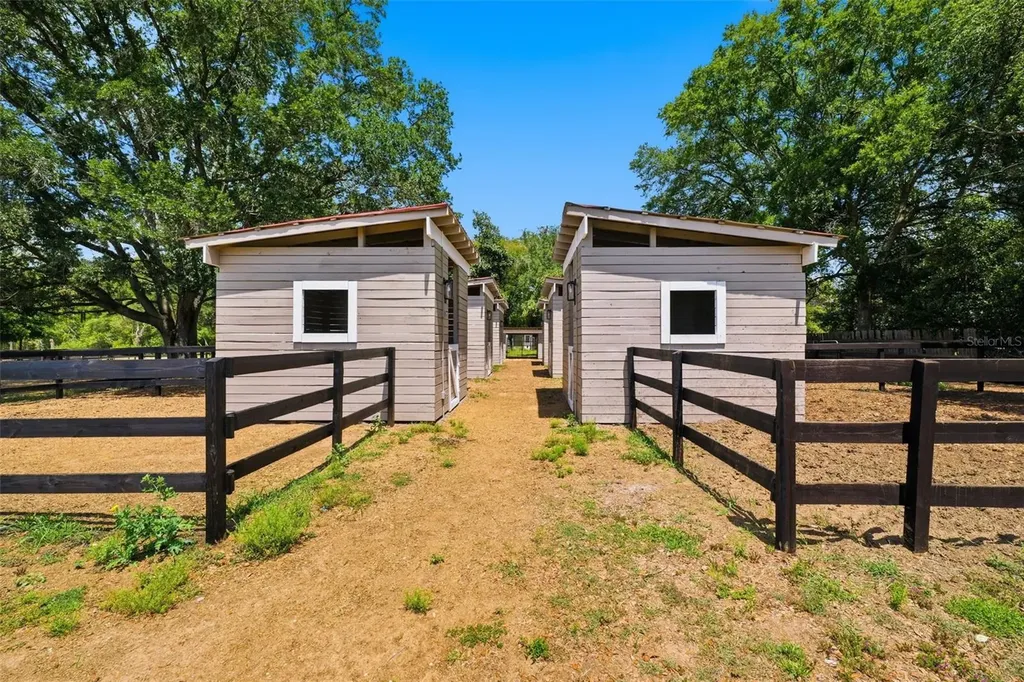 8606 Boyt Road Zephyrhills FL 33540