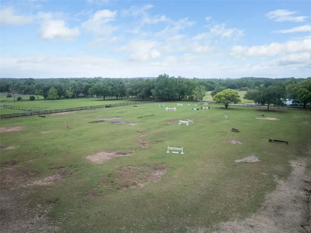 8606 Boyt Road Zephyrhills FL 33540