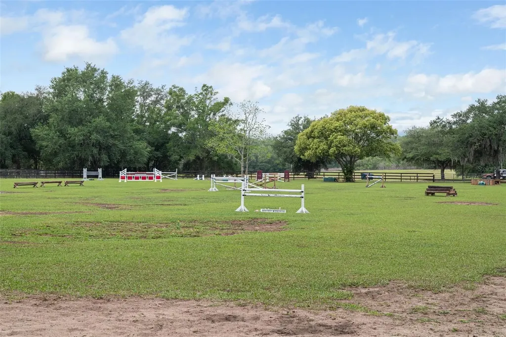 8606 Boyt Road Zephyrhills FL 33540