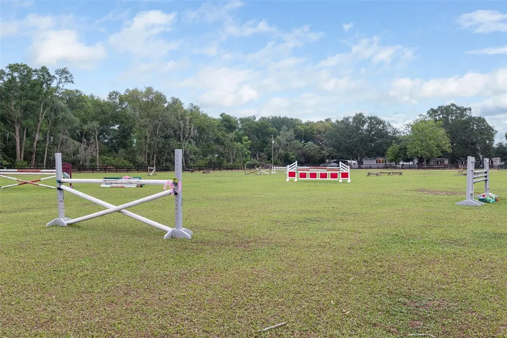 8606 Boyt Road Zephyrhills FL 33540