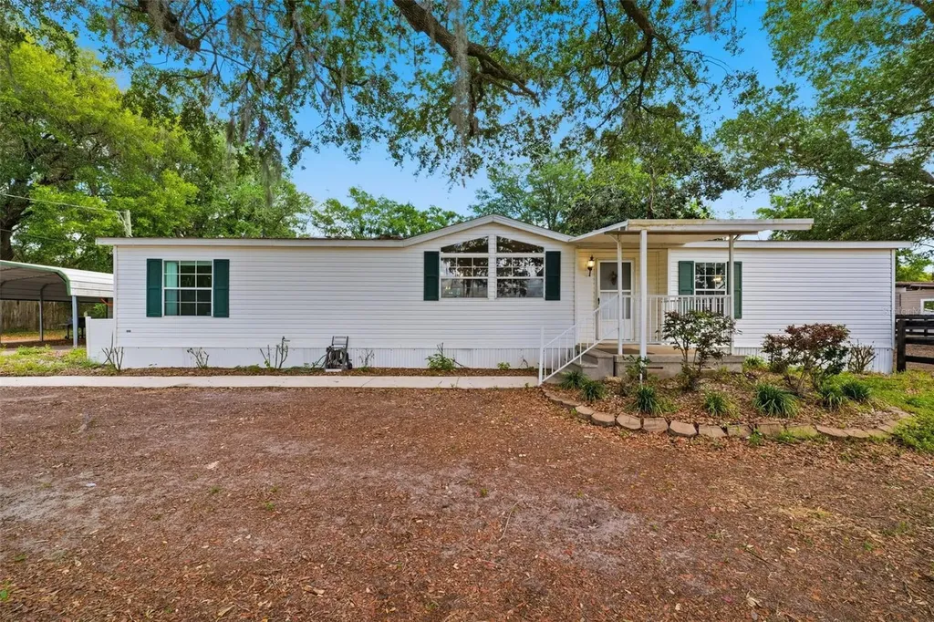 8606 Boyt Road Zephyrhills FL 33540