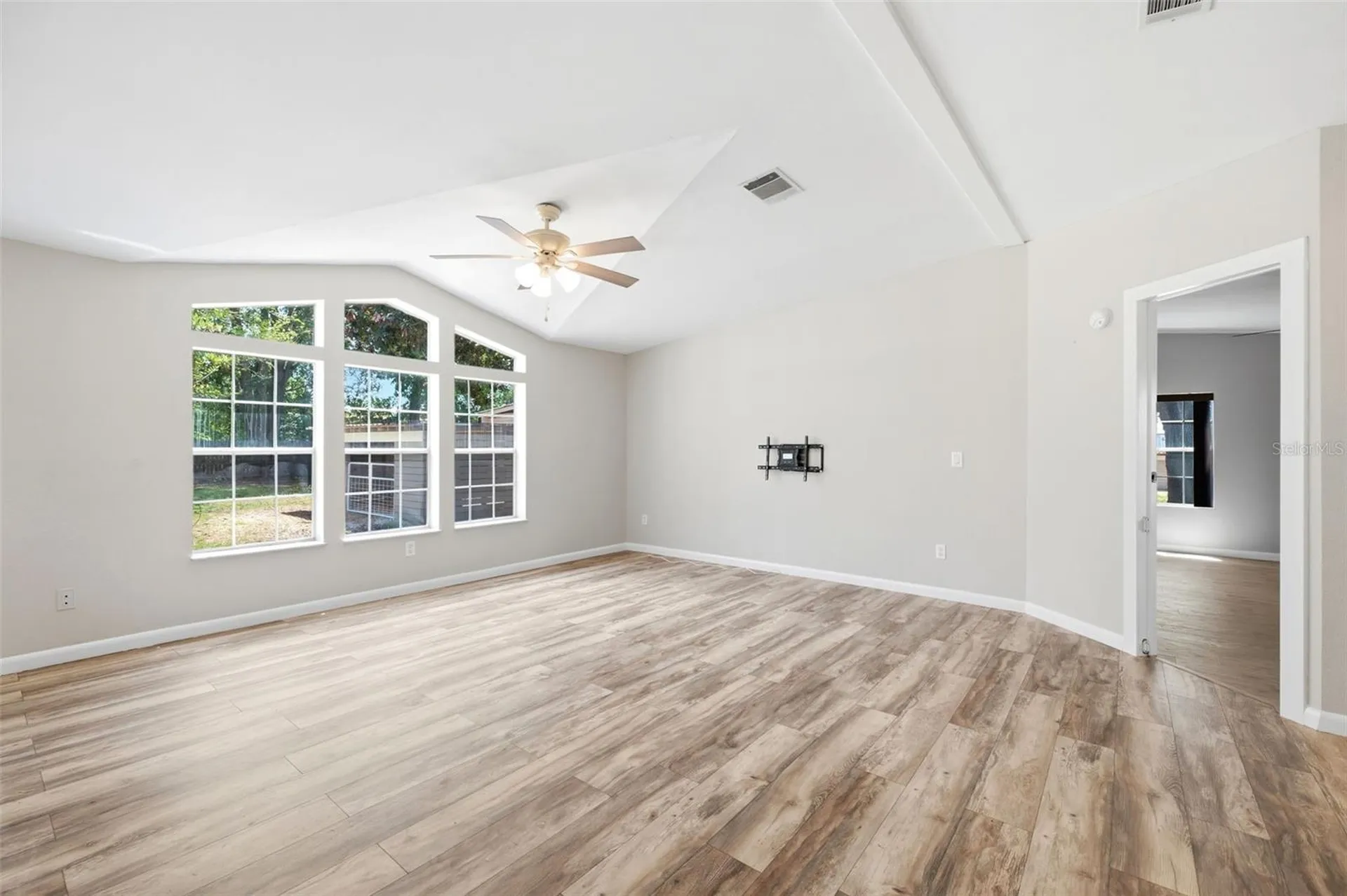 8606 Boyt Road Zephyrhills FL 33540