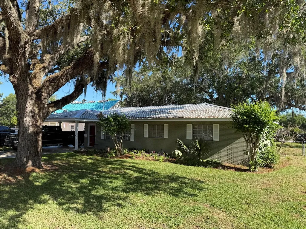 313 W Highland Drive Lakeland FL 33813