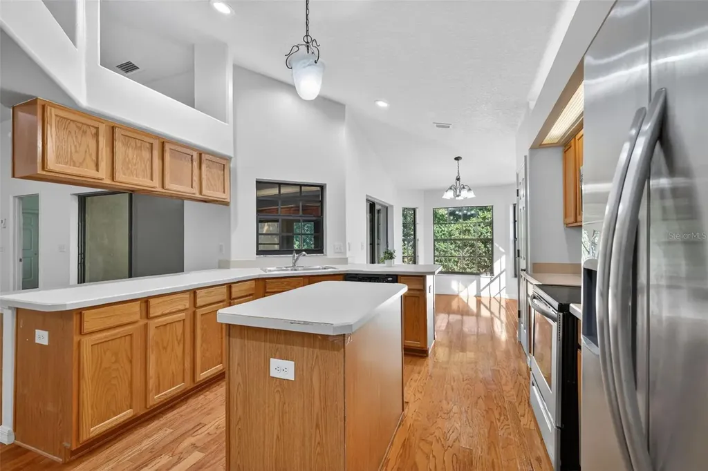4943 Treasure Cay Road Tavares FL 32778
