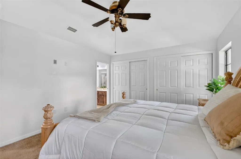 4943 Treasure Cay Road Tavares FL 32778