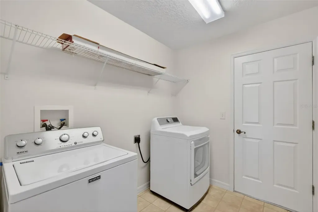 4943 Treasure Cay Road Tavares FL 32778
