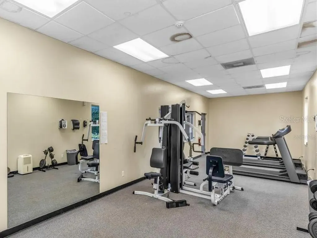 4943 Treasure Cay Road Tavares FL 32778